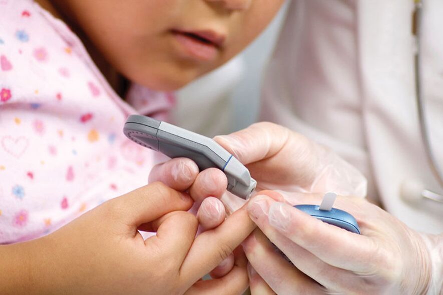 Typ-1-Diabetes tritt häufig bei Kindern auf und erfordert eine Blutzuckerkontrolle