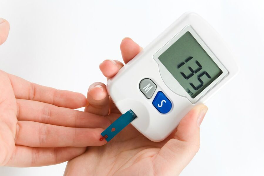 Auto -Misuation des Blutzuckerspiegels bei Diabetes mellitus